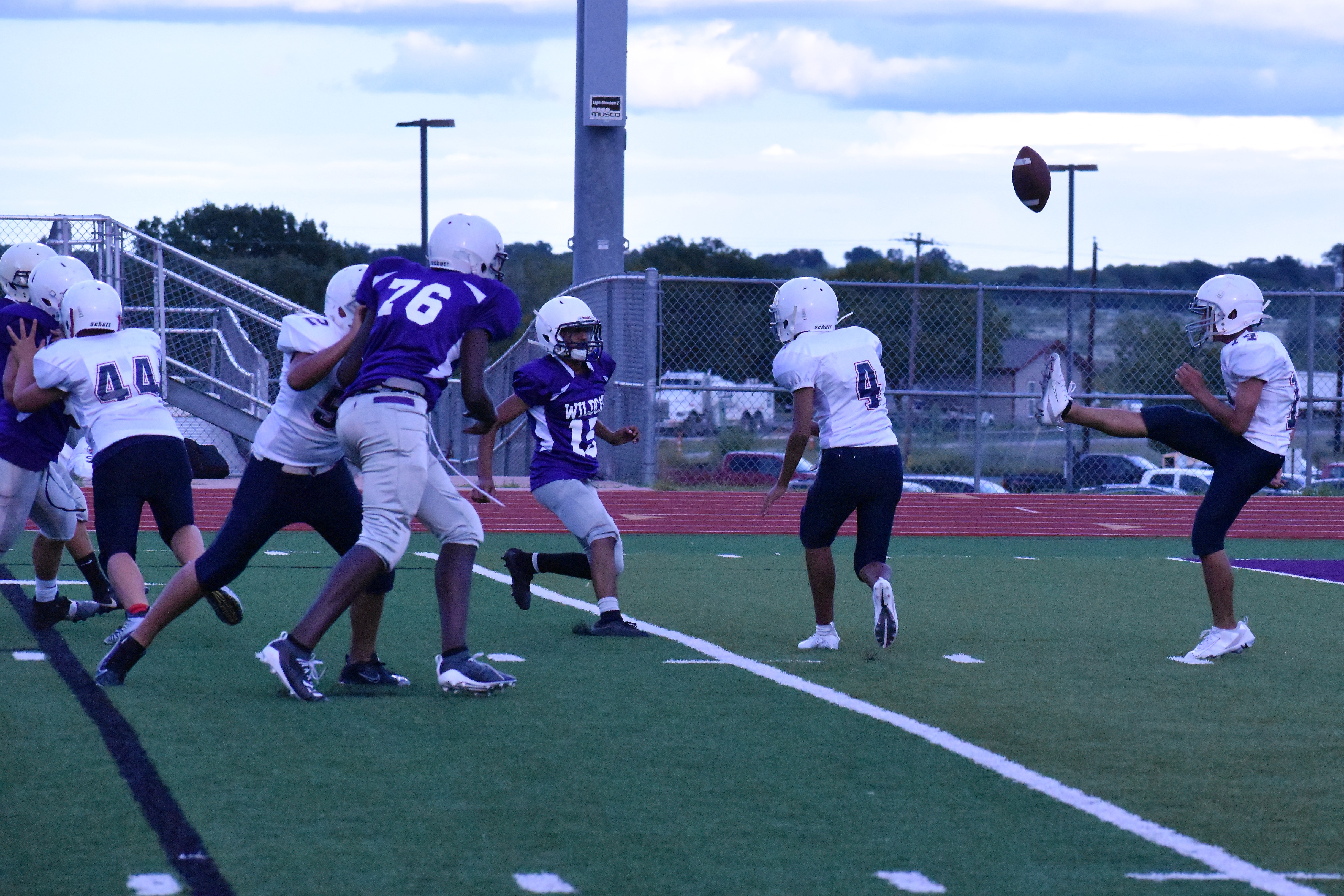 Elgin Middle School football off to a strong start | Elgin Courier